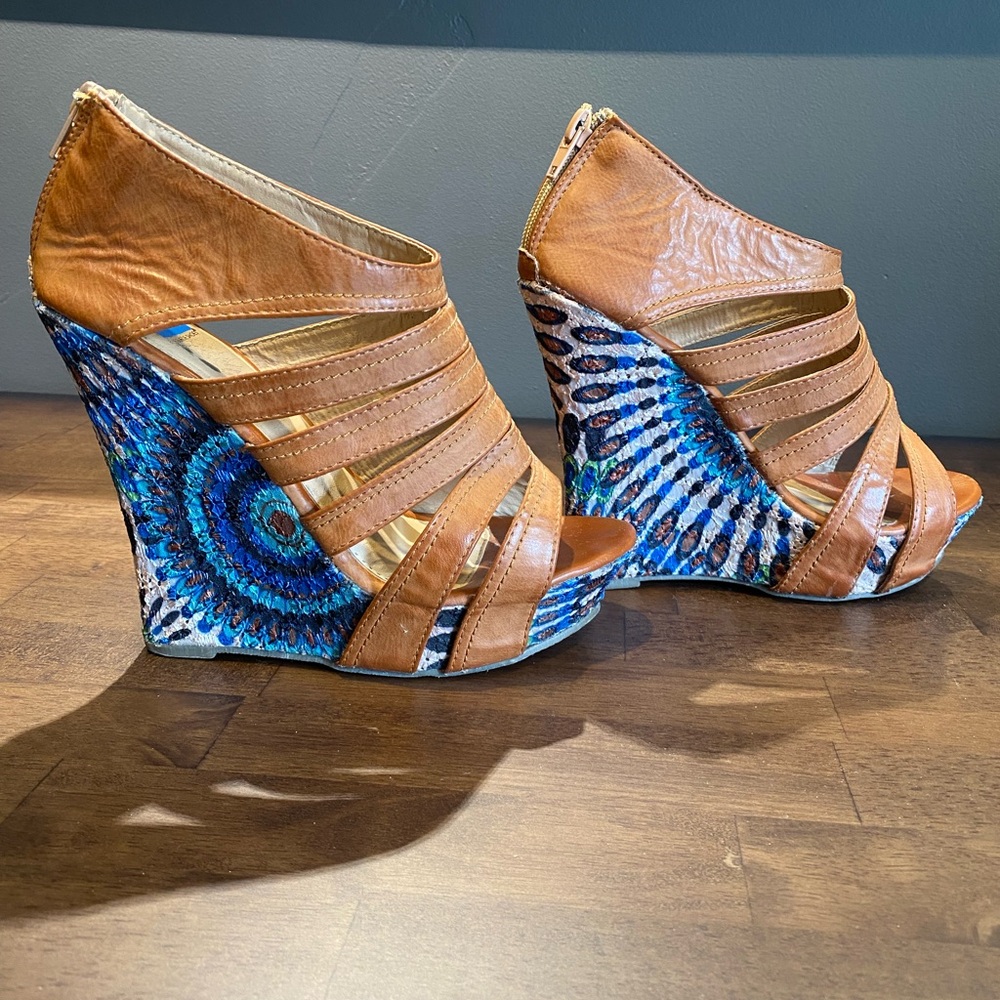 BLUE SUEDE SHOES Wedge Sandals